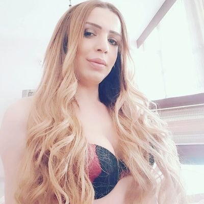 Kadıköy escort kadınlar telefonun başında sizi bekliyor