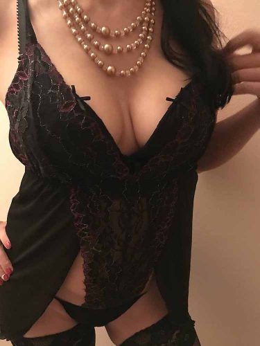 Ümraniye Atesli Aklı başında Escort Ezel